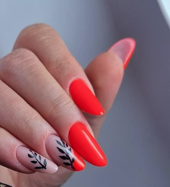 Nail art & design