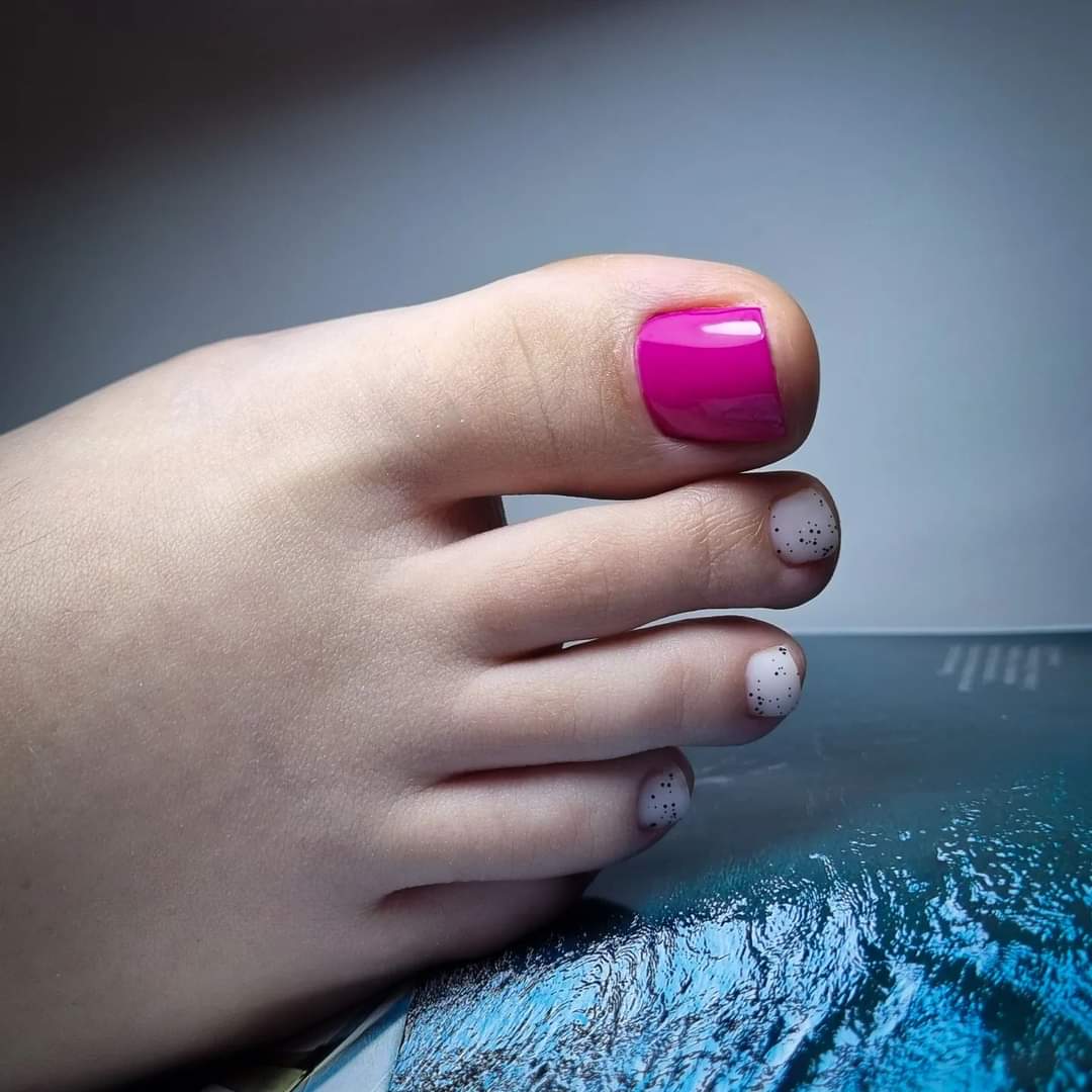Pedichiură estetică